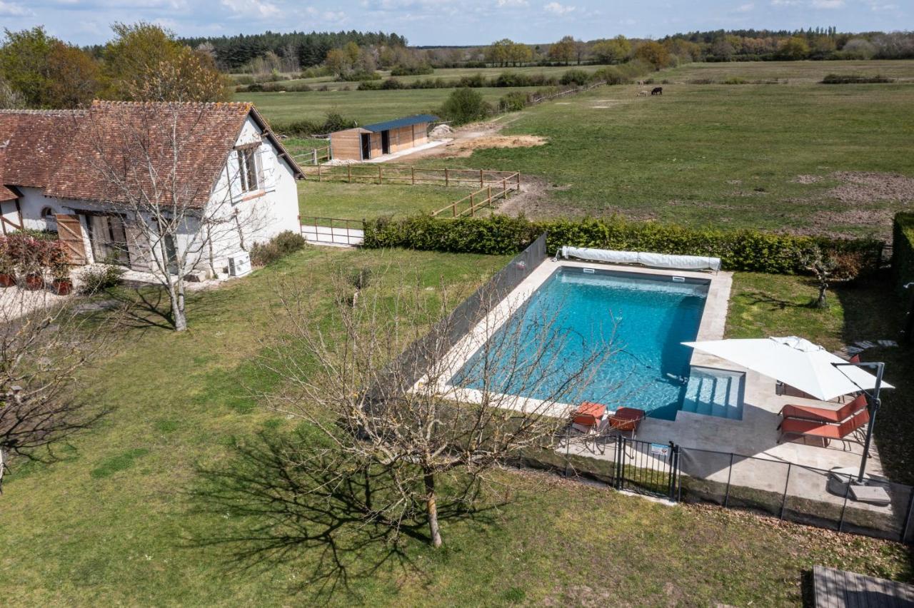 La Grange De Leonie, Chambres D'Hotes Avec Piscine Et Spa Méry-sur-Cher Exterior photo